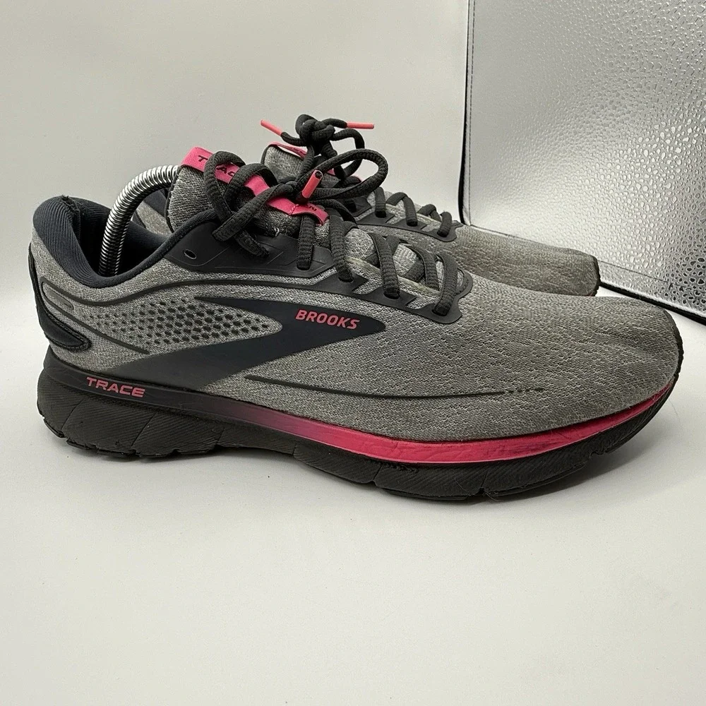 Brooks Trace 2 Gray Pink Running Shoes‎ Sneakers Size Women's 12 *Heal Holes